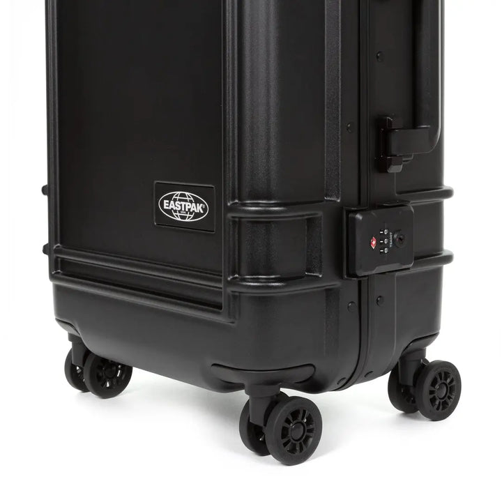 Eastpak Resist'r Case Kabinväska 55cm - Brushed Black