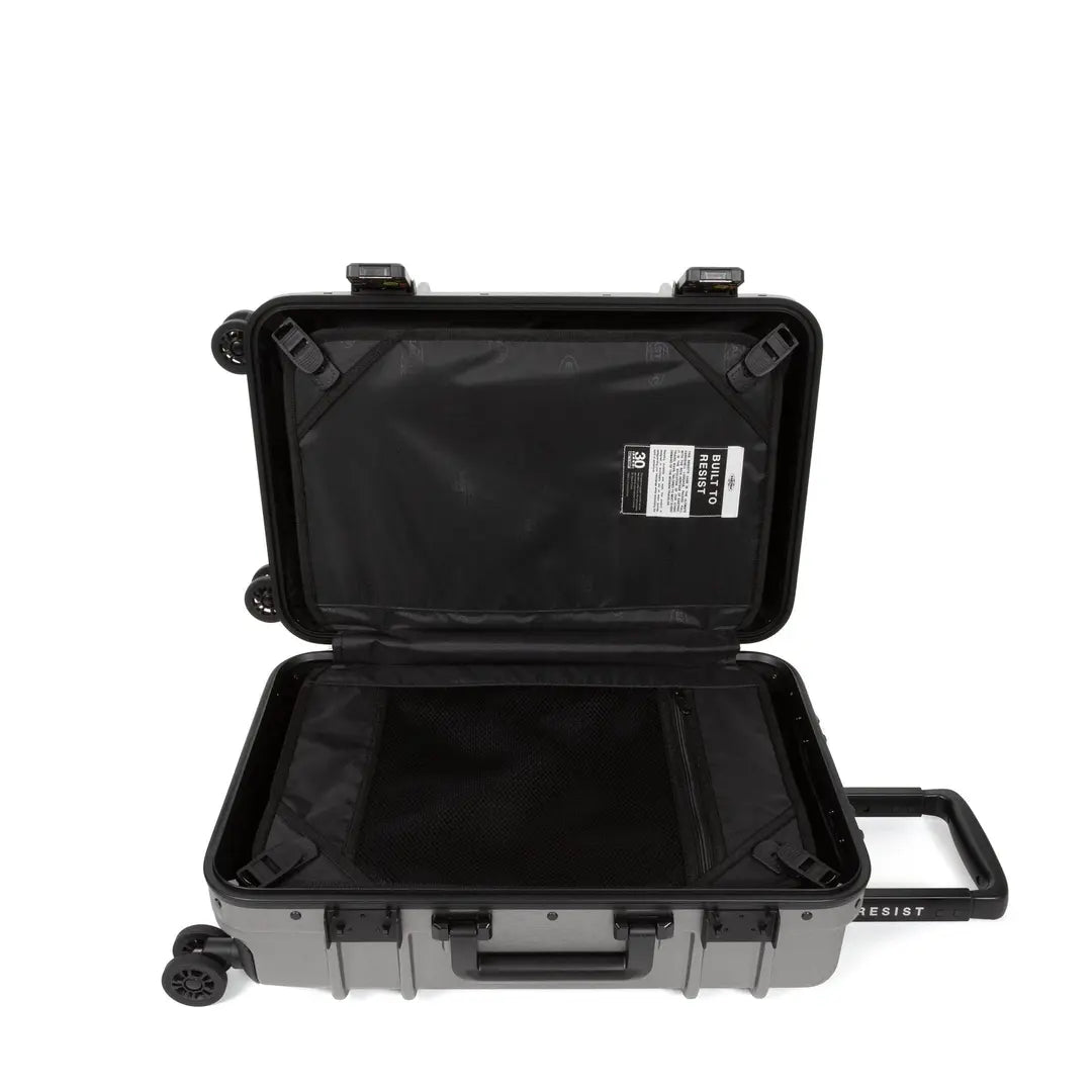 Eastpak Resist'r Case Kabinväska 55cm - Brushed Black