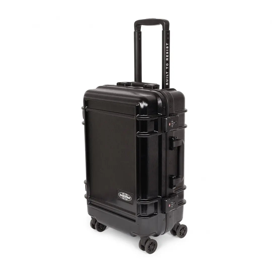 Eastpak Resist'r Case Kabinväska 55cm - Brushed Black