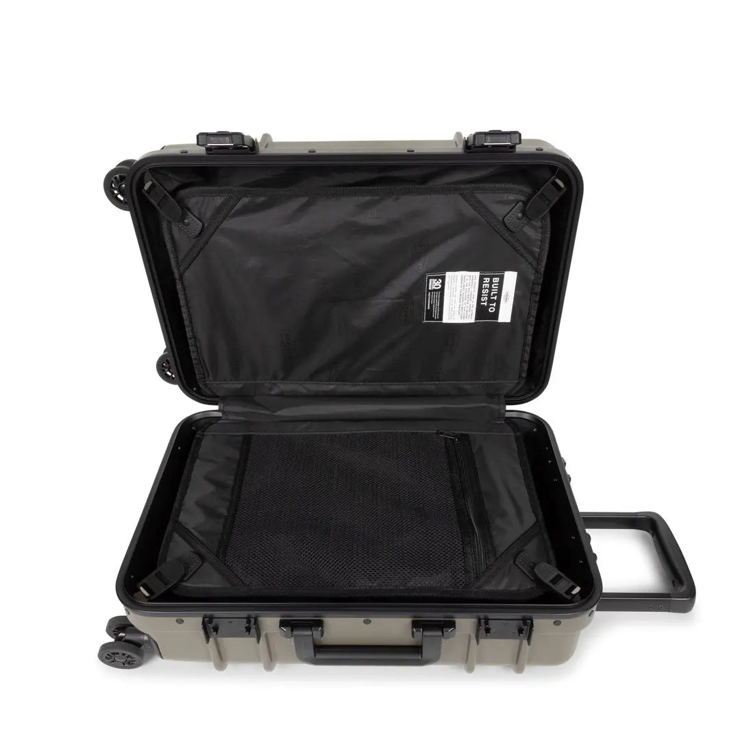 Eastpak Resist'r Case Kabinväska 55cm - Brushed Black