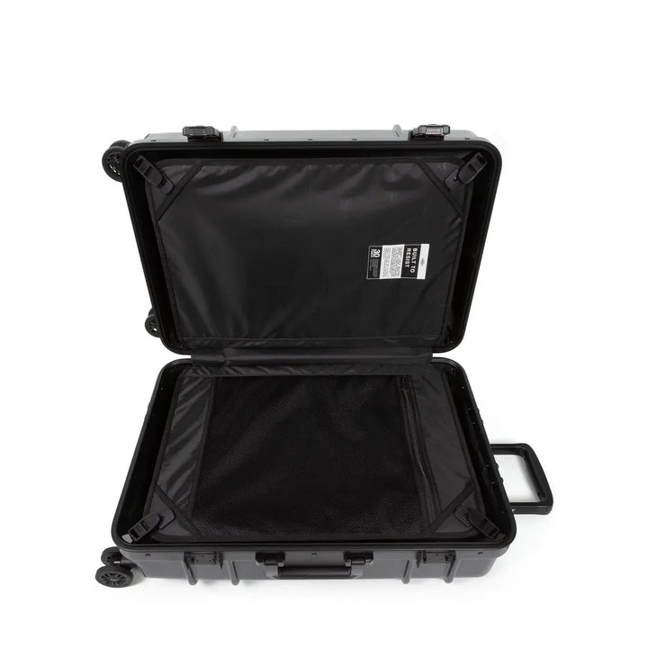 Eastpak Resist'r Case Kabinväska 55cm - Brushed Black