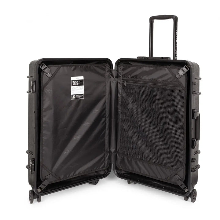 Eastpak Resist'r Case Kabinväska 55cm - Brushed Black
