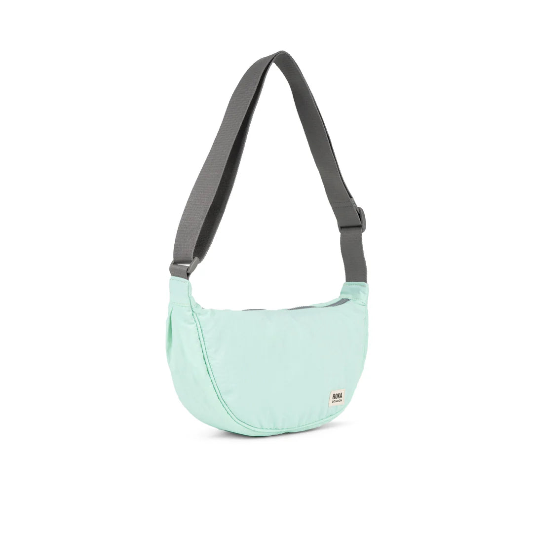 Roka London Farringdon Crossbodyväska - Ice